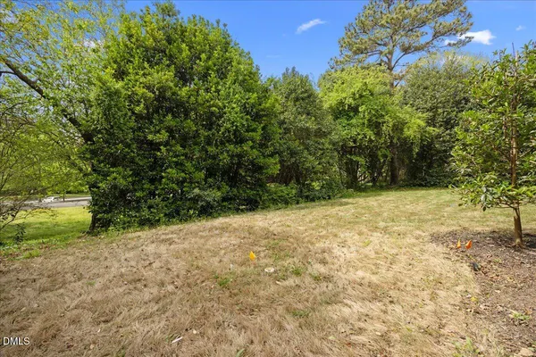 $1,900,000 | 3313 Darien Drive, Raleigh, NC 27607