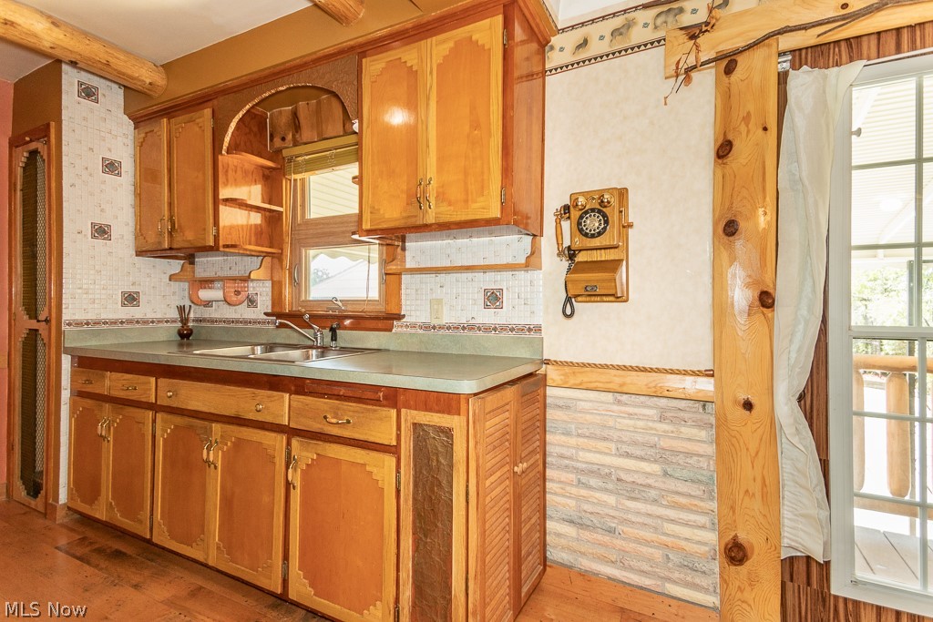 30022 Barjode Road Willowick, OH 44095 - Photo 9 of 31