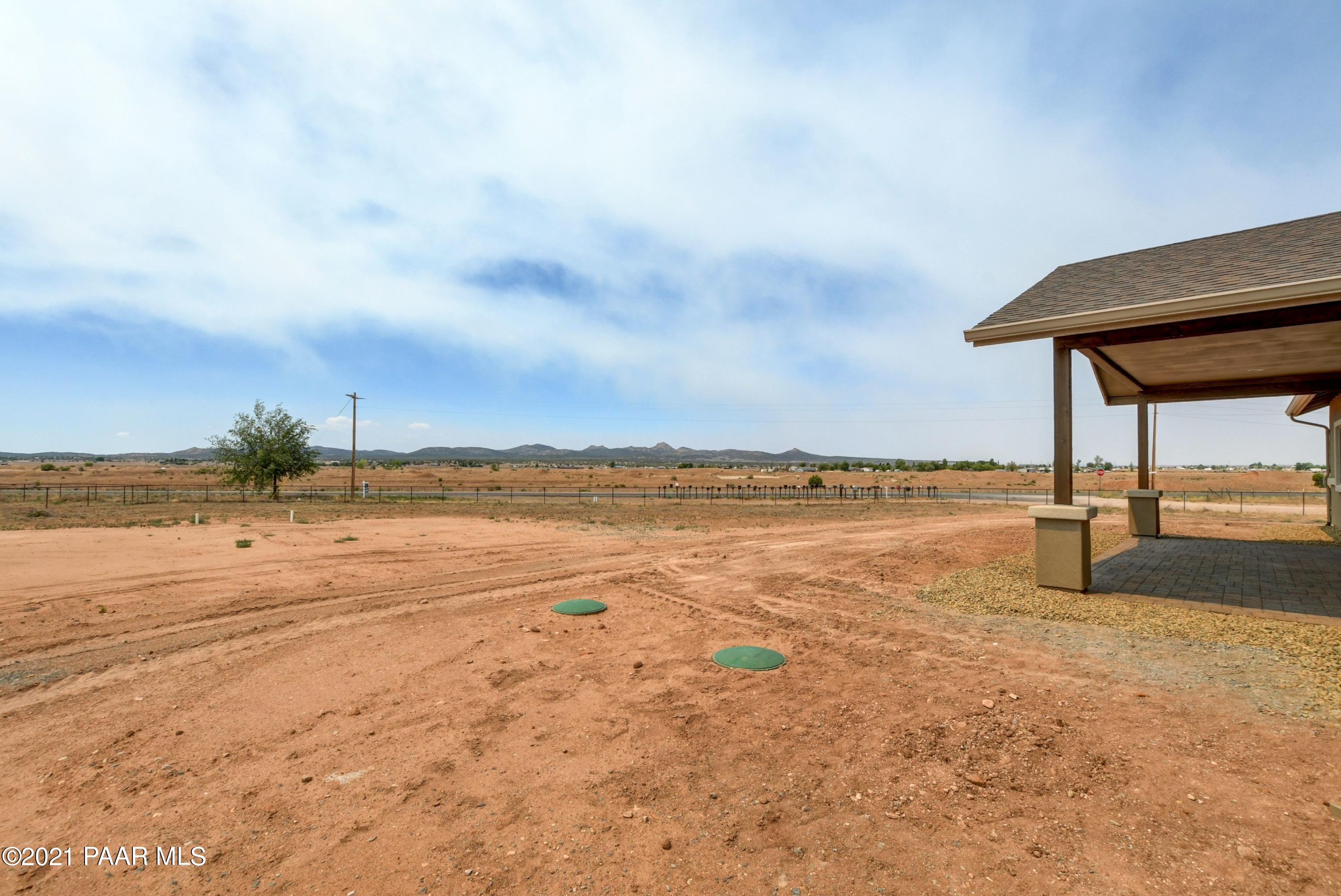 1495 Saddle Road Paulden, AZ 86334 - Photo 32 of 33 a view of an ocean and beach