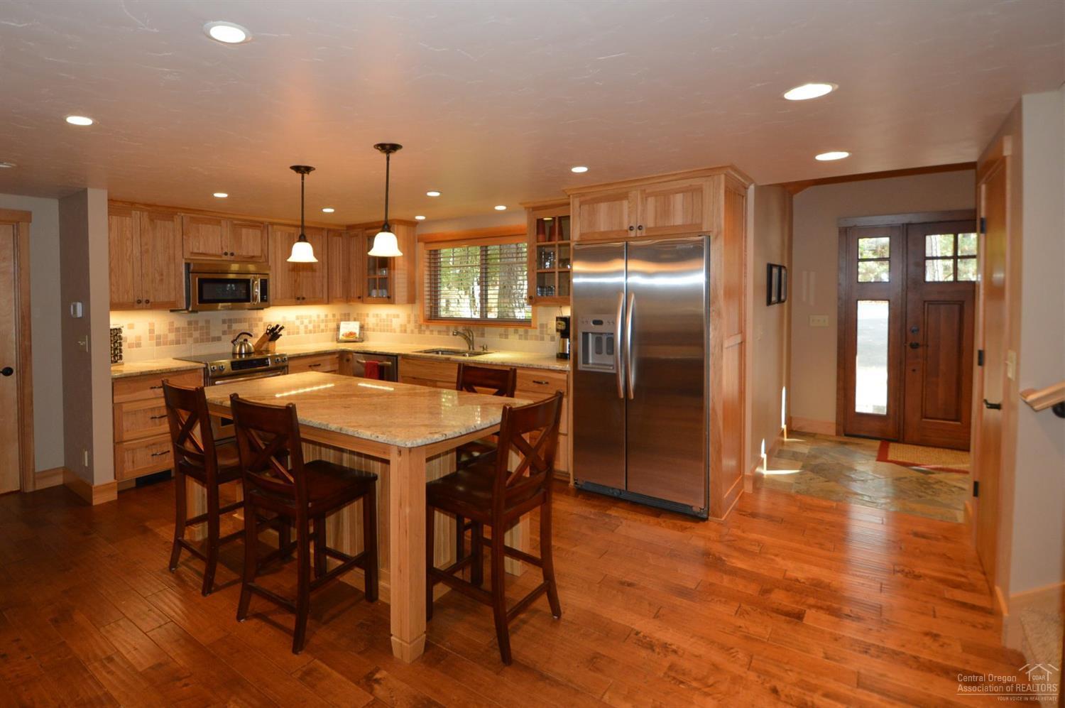 70710 Pasque Flower Black Butte Ranch, OR 97759 - Photo 12 of 25 Open kitchen has granite counter tops, s