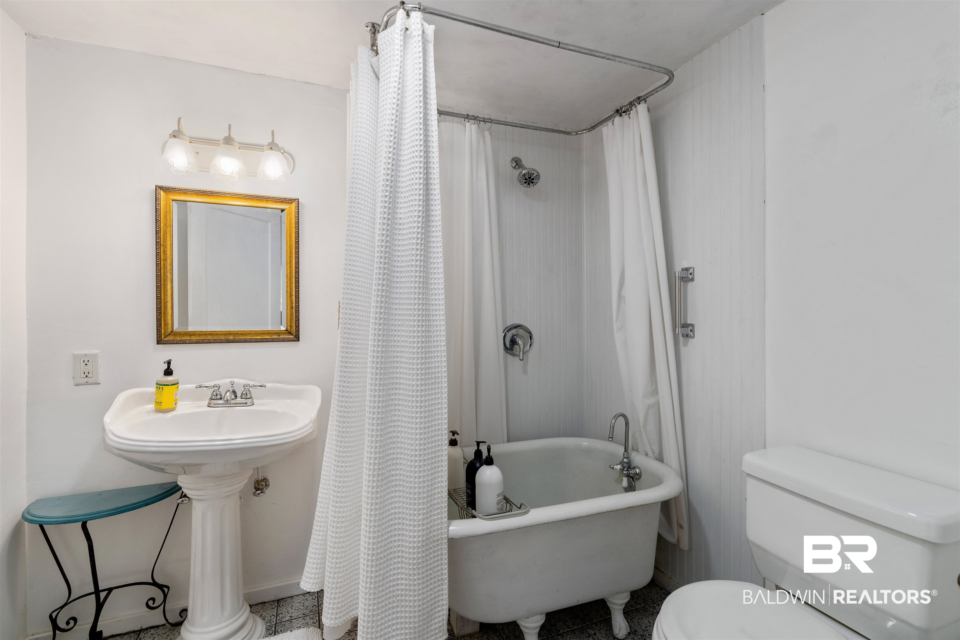 668 Fairhope Avenue Fairhope, AL 36532 - Photo 13 of 25 en Suite