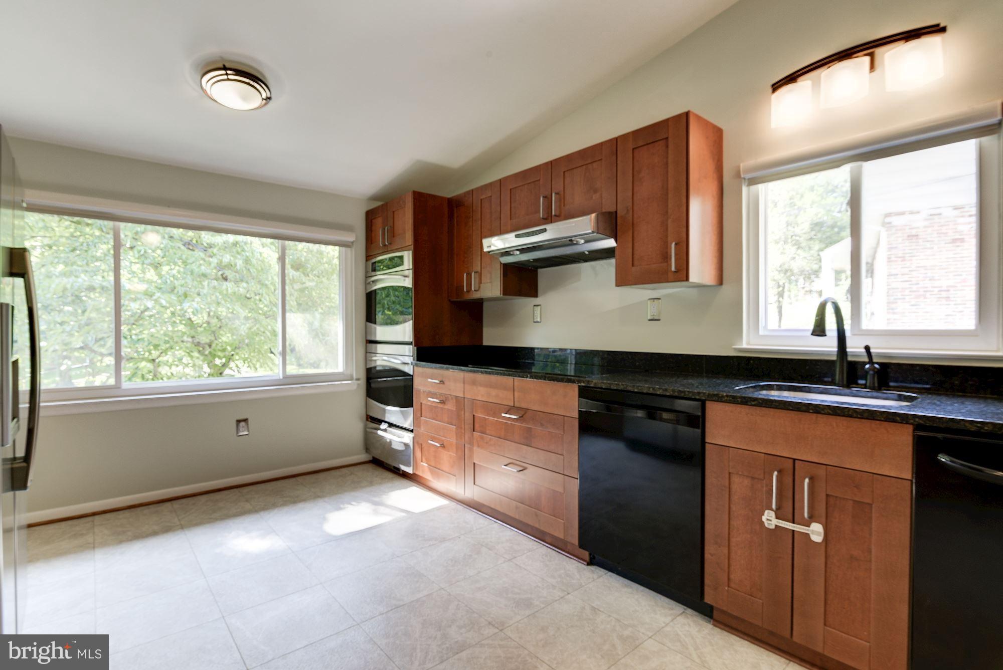 109 Claybrook Drive Silver Spring, MD 20902 - Photo 8 of 29 Kitchen
