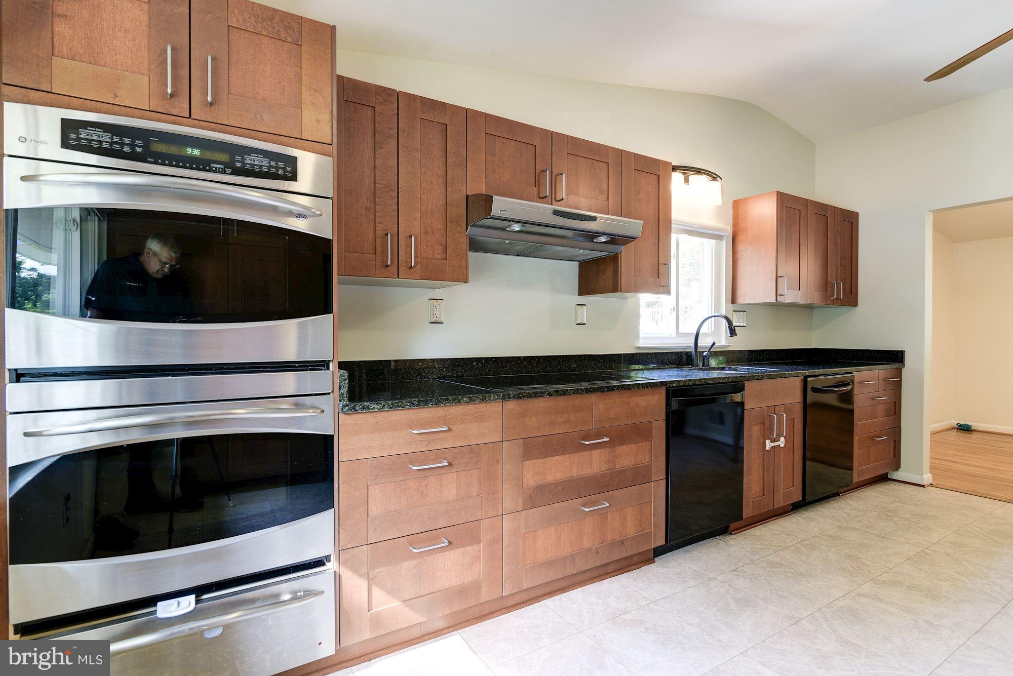 109 Claybrook Drive Silver Spring, MD 20902 - Photo 10 of 29 Kitchen