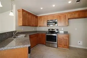 $1,700 | 2424 McDonald Street, Mandeville, LA 70448