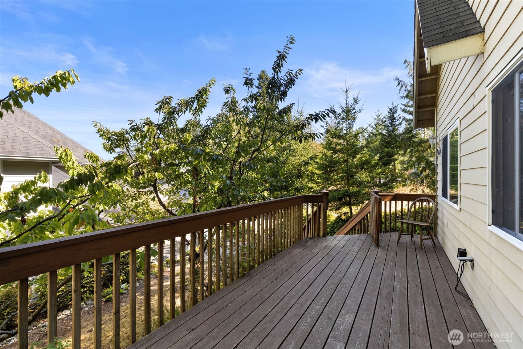 4375 Erin Street Port Townsend, WA 98368 - Photo 33 of 40 a view of balcony with wooden floor
