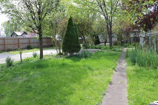 $115,000 | 1509 South MacArthur Boulevard, Springfield, IL 62704