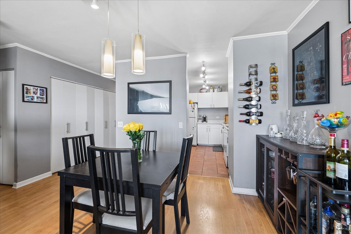 5320 North Sheridan Road, Unit 1911 Chicago, IL 60640 - Photo 17 of 26