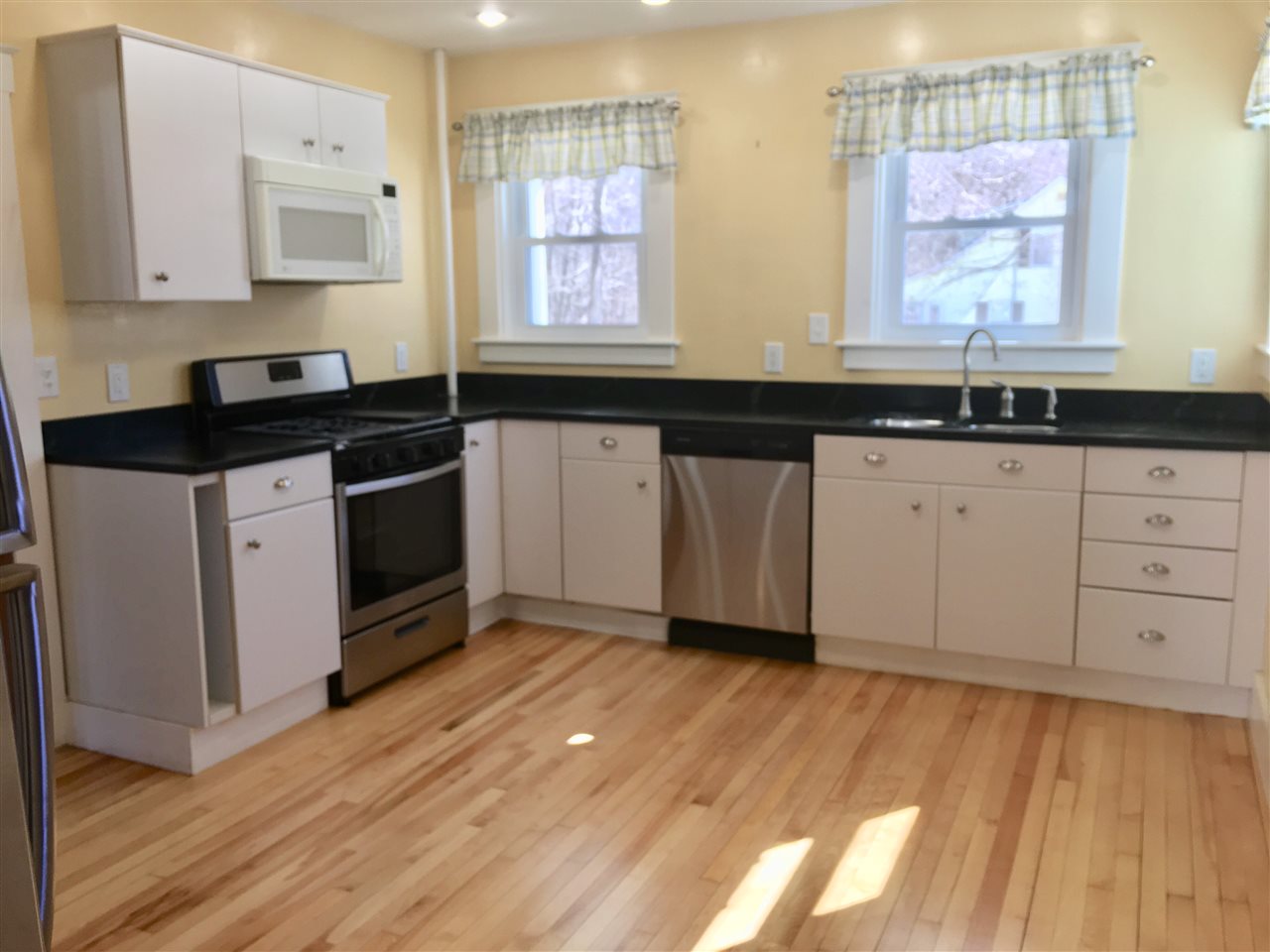 7 Lincoln Street Springfield, VT 05156 - Photo 8 of 25