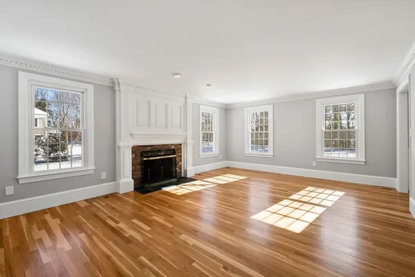 $2,099,000 | 152 Prospect Street, Hingham, MA 02043