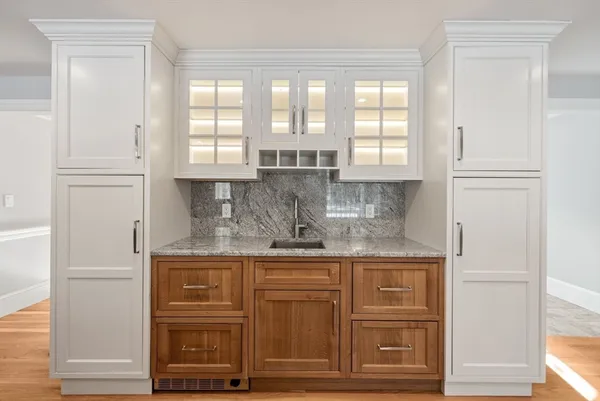 $2,099,000 | 152 Prospect Street, Hingham, MA 02043