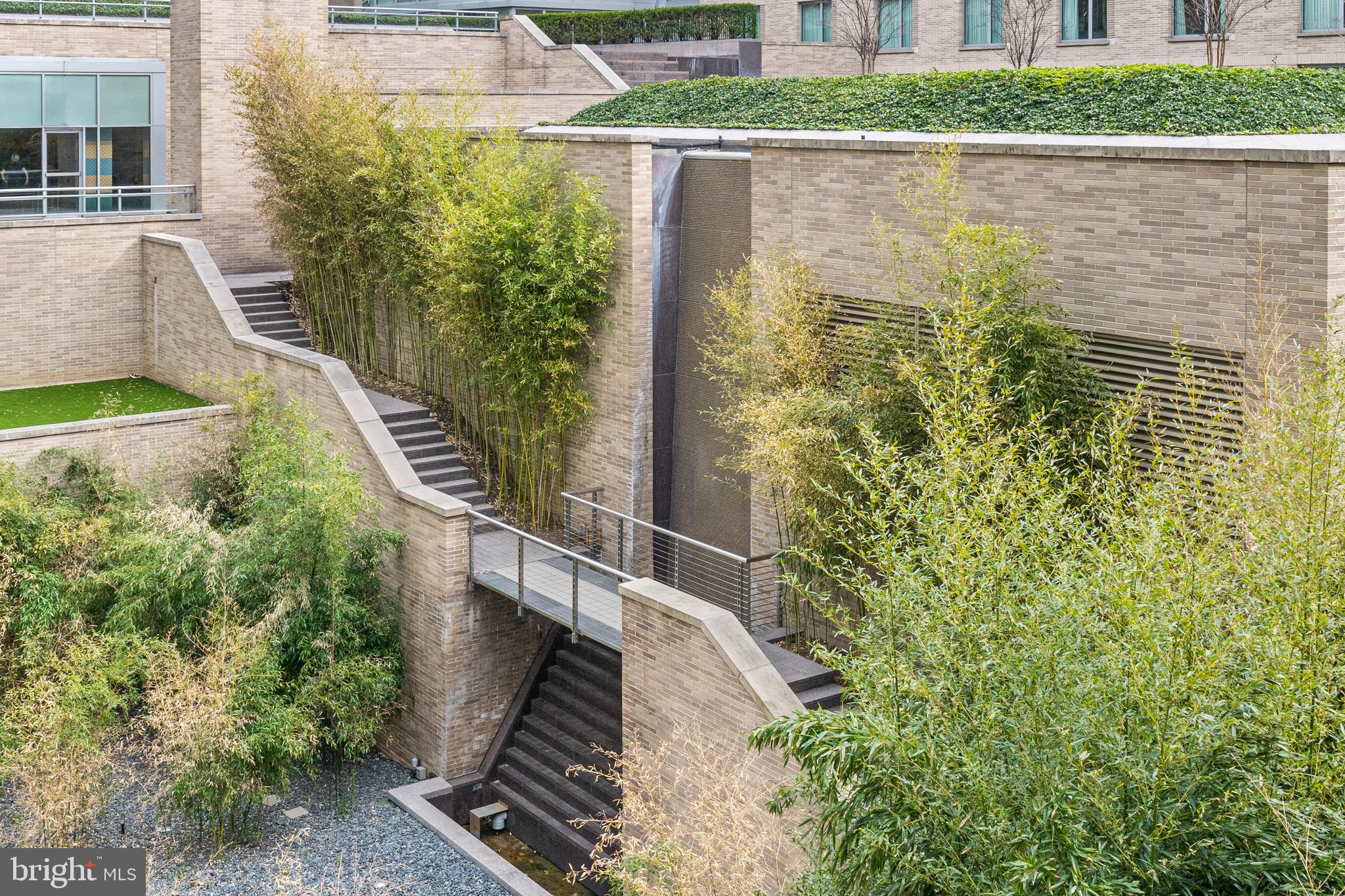 1111 23rd Street Northwest, Unit 4C Washington, DC 20037 - Photo 43 of 45 a balcony with view of lake