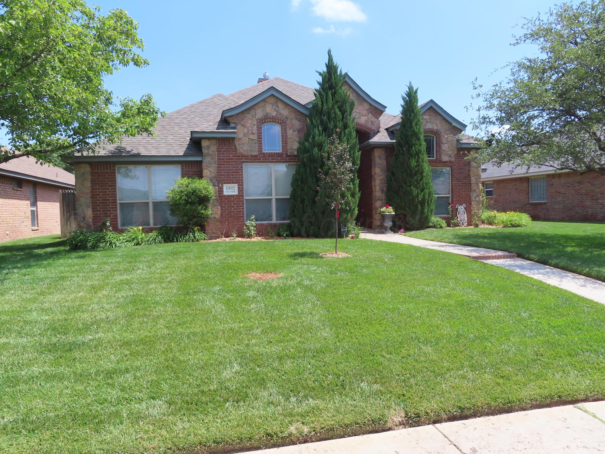 6802 Thunder Road Amarillo, TX 79119 - Photo 3 of 20 IMG_2937