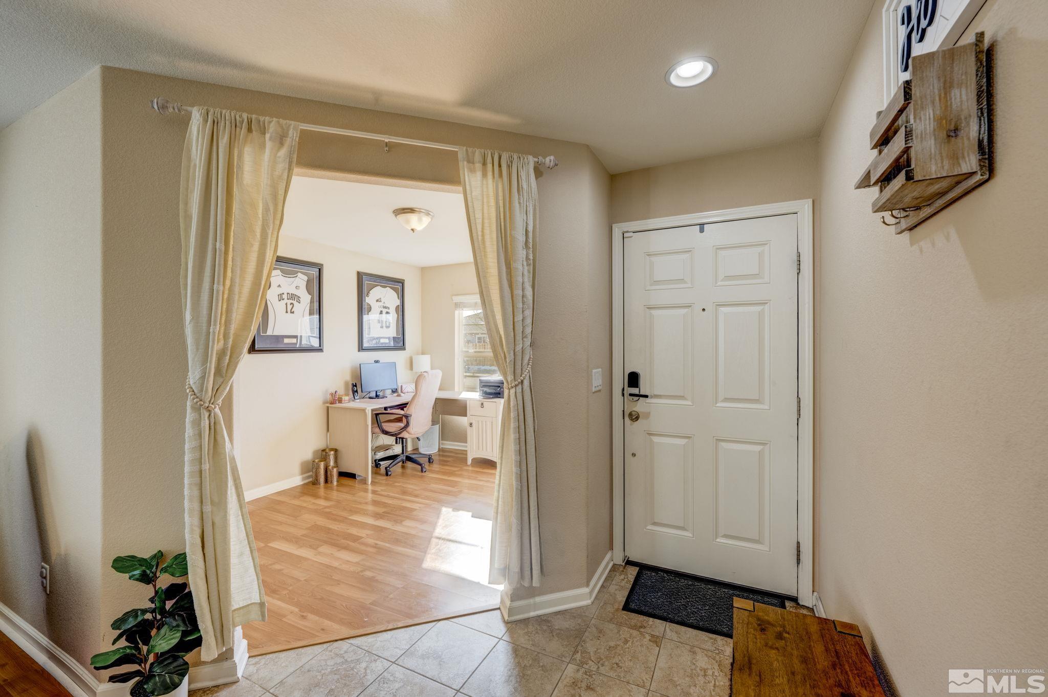 9180 Gilvarry Street Reno, NV 89506 - Photo 3 of 40 Photo 3