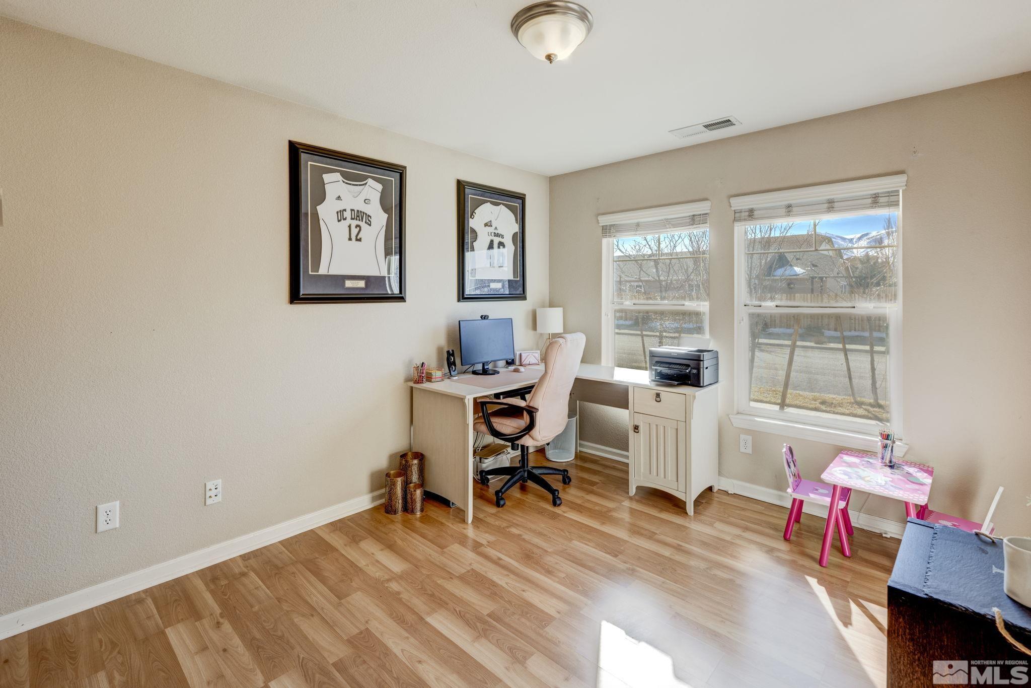 9180 Gilvarry Street Reno, NV 89506 - Photo 4 of 40 Photo 4