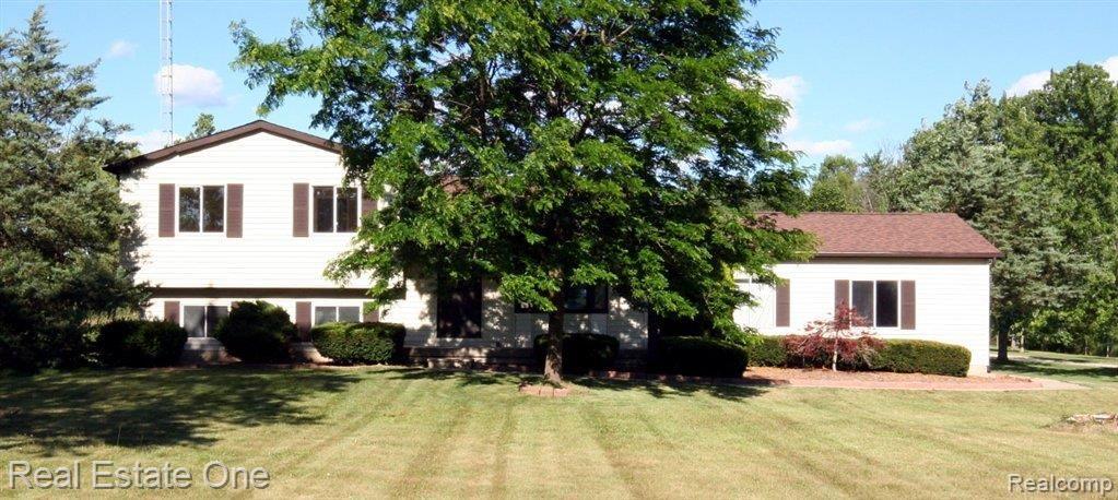 2308 North Vassar Road Davison, MI 48423 - Photo 1 of 12 Main Photo.jpg