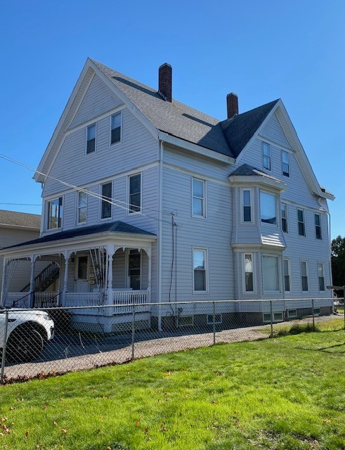 22 Pleasant Street Westerly, RI 02891 - Photo 3 of 24