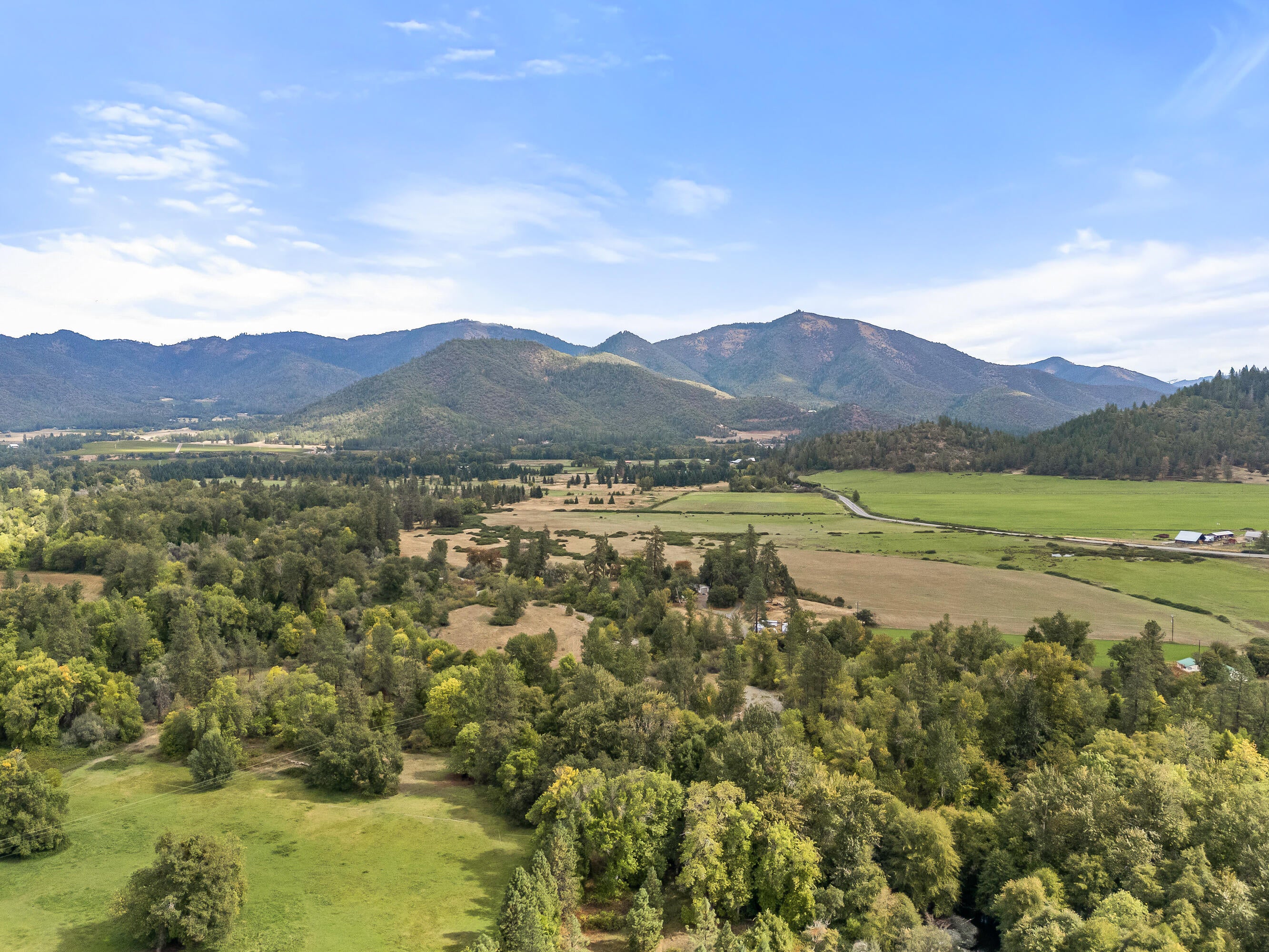 1225 Messinger Road Williams, OR 97544 - Photo 4 of 67 Williams valley