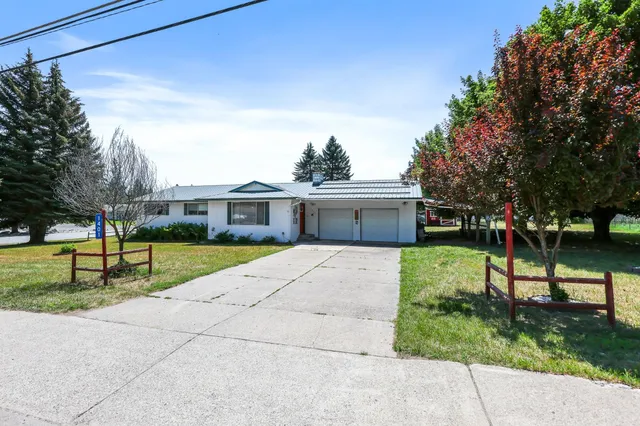 $385,000 | 1401 1st Street, Newport, WA 99156