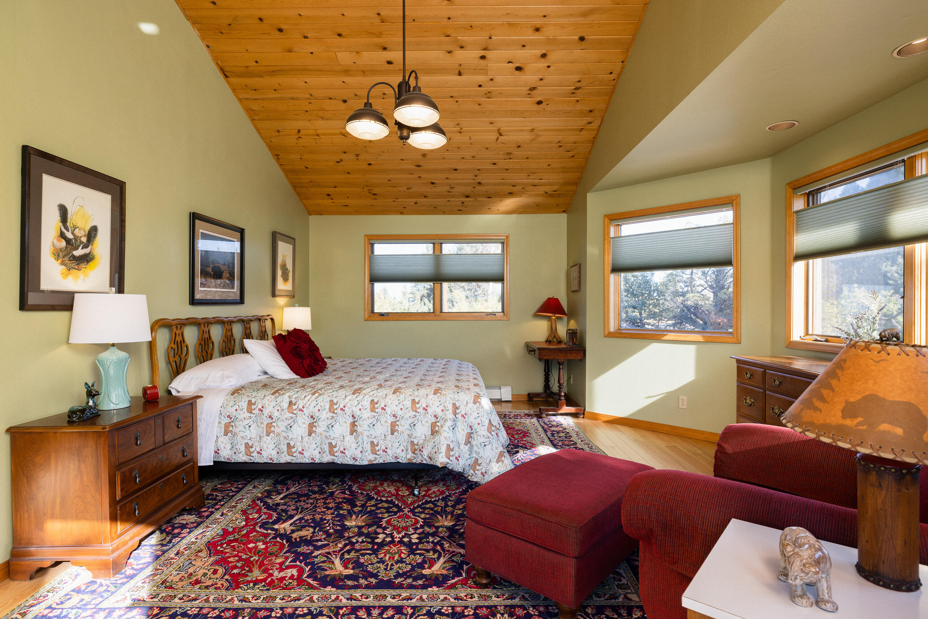 23321 Alfalfa Market Road Bend, OR 97701 - Photo 33 of 76 a bedroom with furniture and a large window