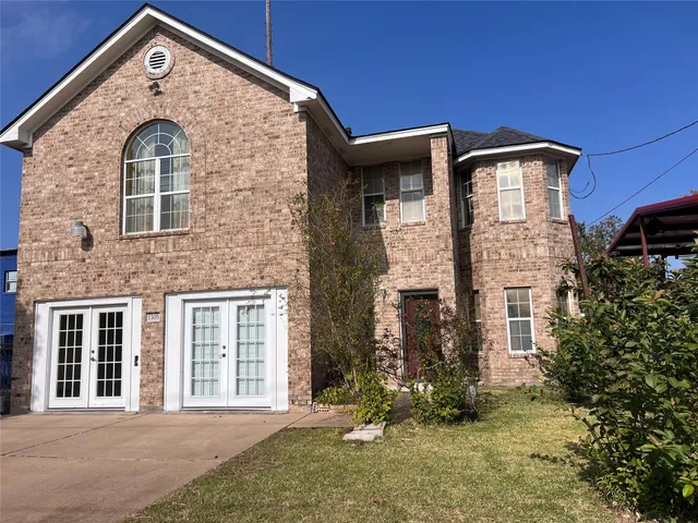 $2,300 | 1305 Vista Road, Pasadena, TX 77504