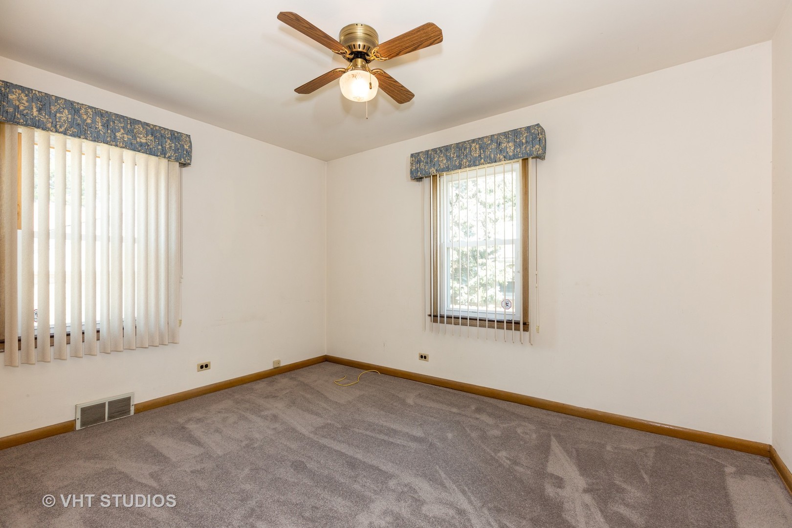 3628 Harlem Avenue Riverside, IL 60546 - Photo 7 of 12