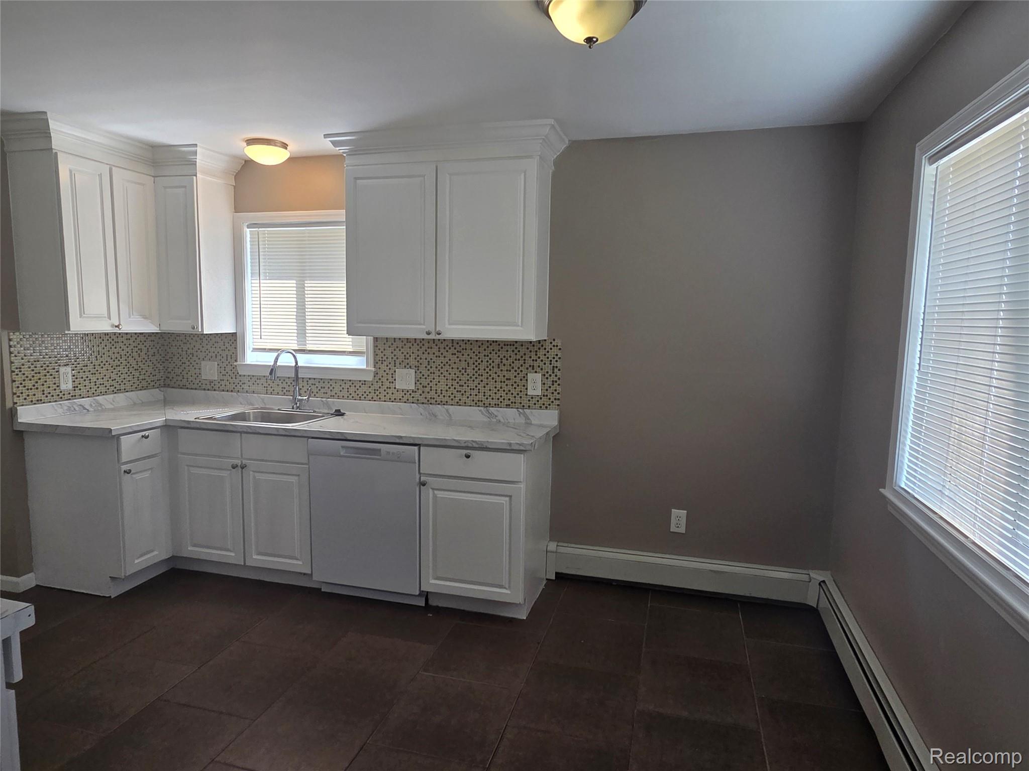 8125 Timken Avenue Warren, MI 48089 - Photo 7 of 20 20260602_111635.jpg
