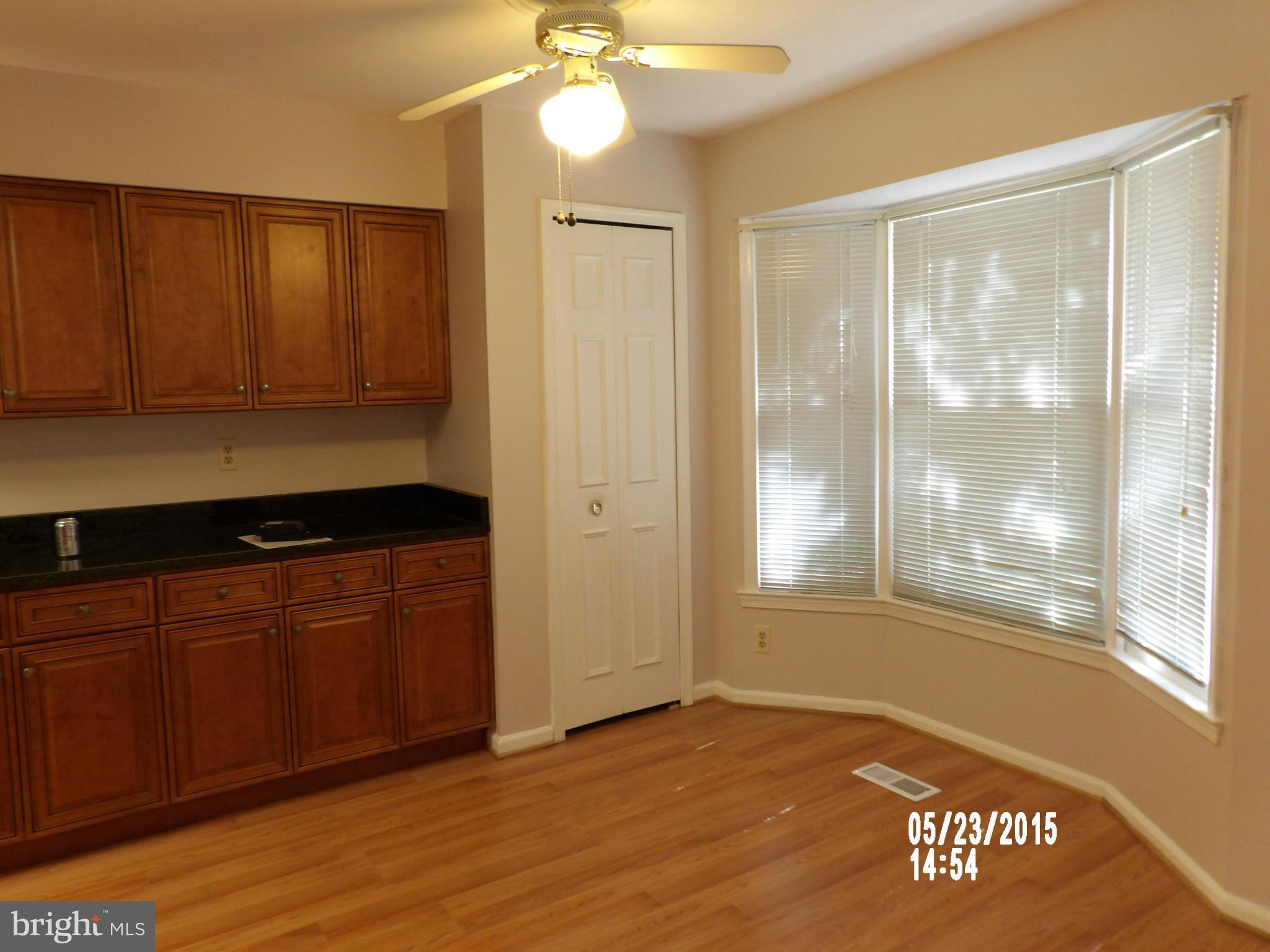 6237 Rathlin Drive Springfield, VA 22152 - Photo 3 of 20 Dining Room