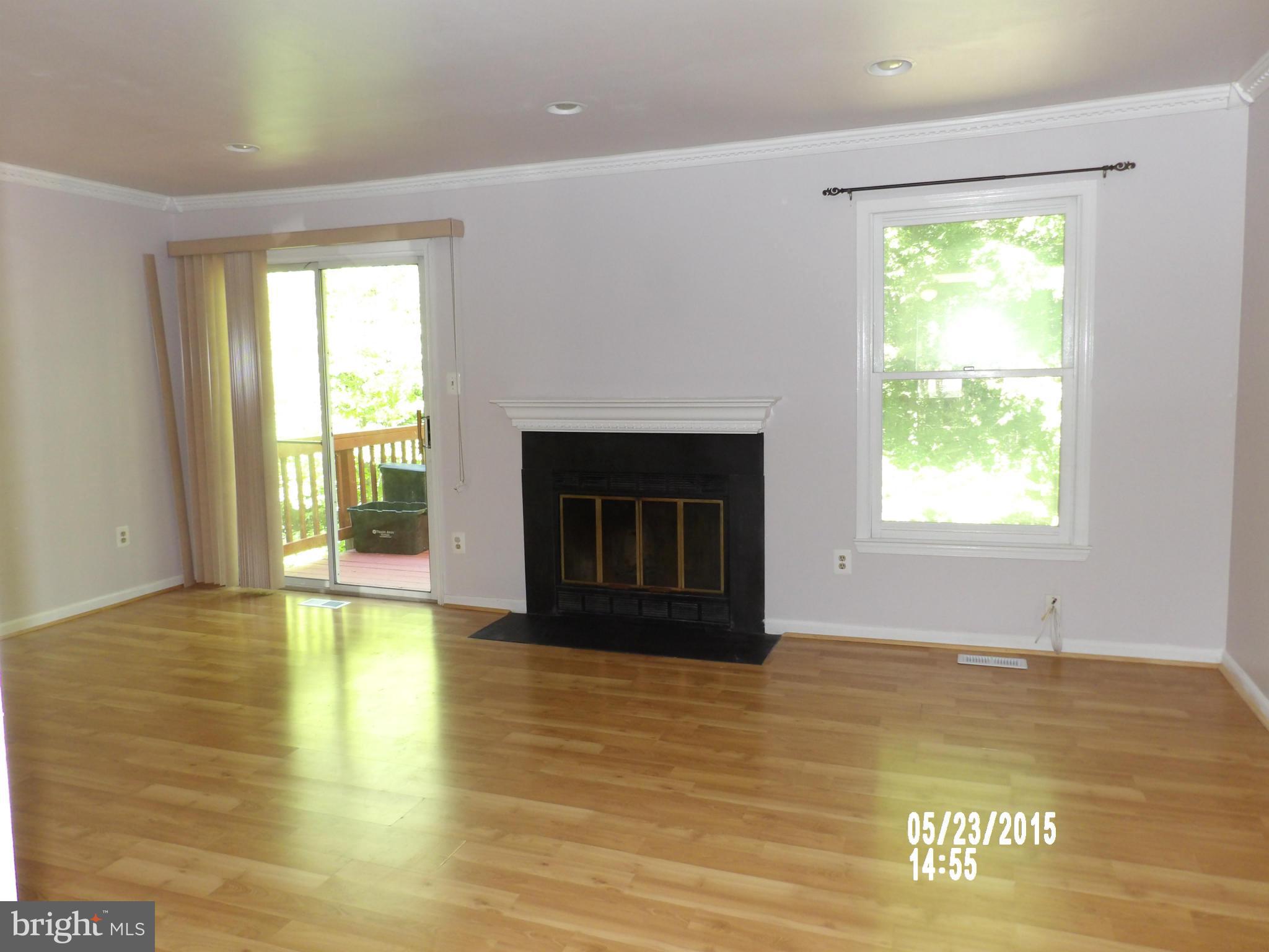 6237 Rathlin Drive Springfield, VA 22152 - Photo 7 of 20 Family Room