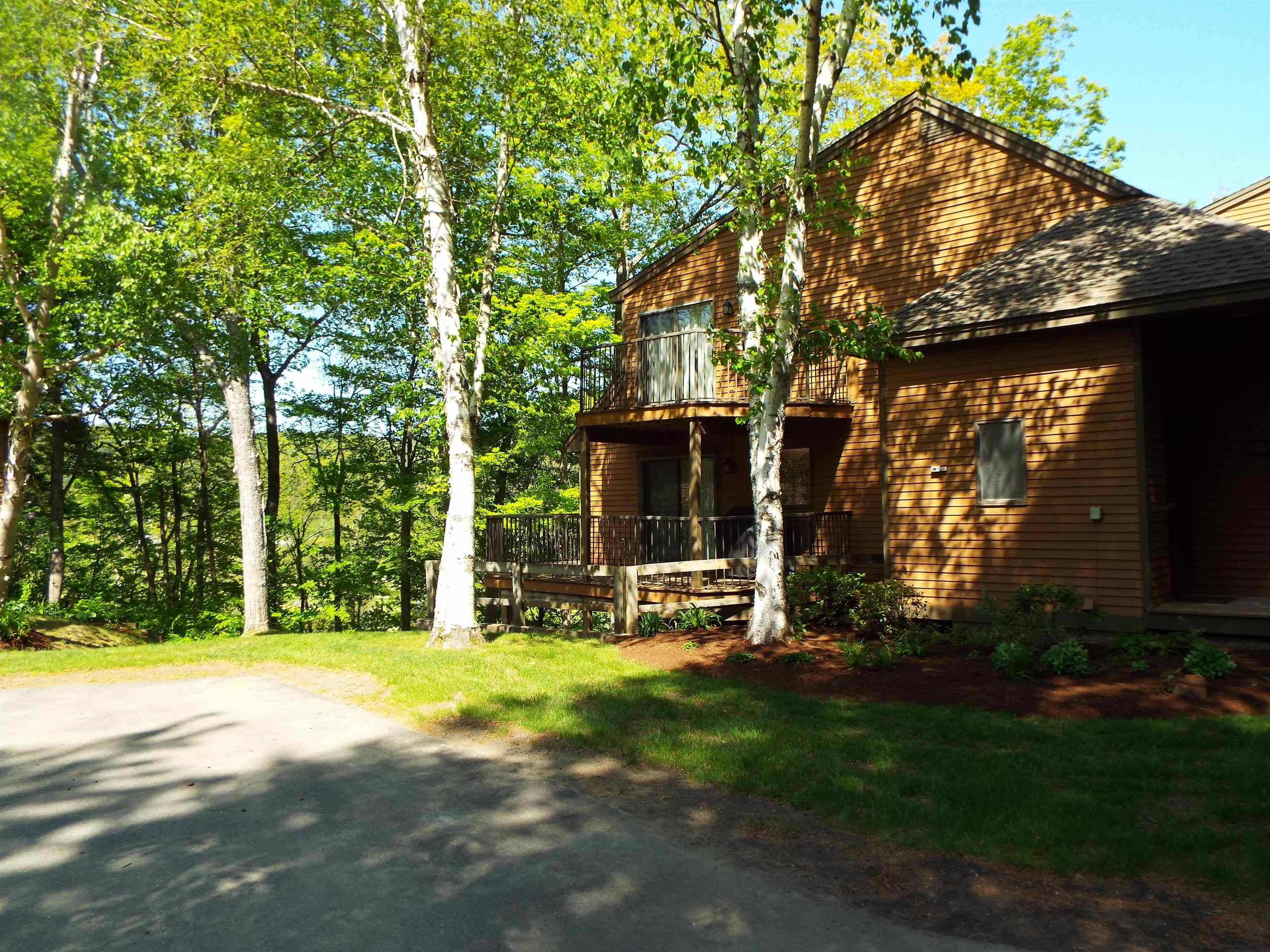 1140 Murphys Road Hartford, VT 05059 - Photo 1 of 31 Gallery Image 1