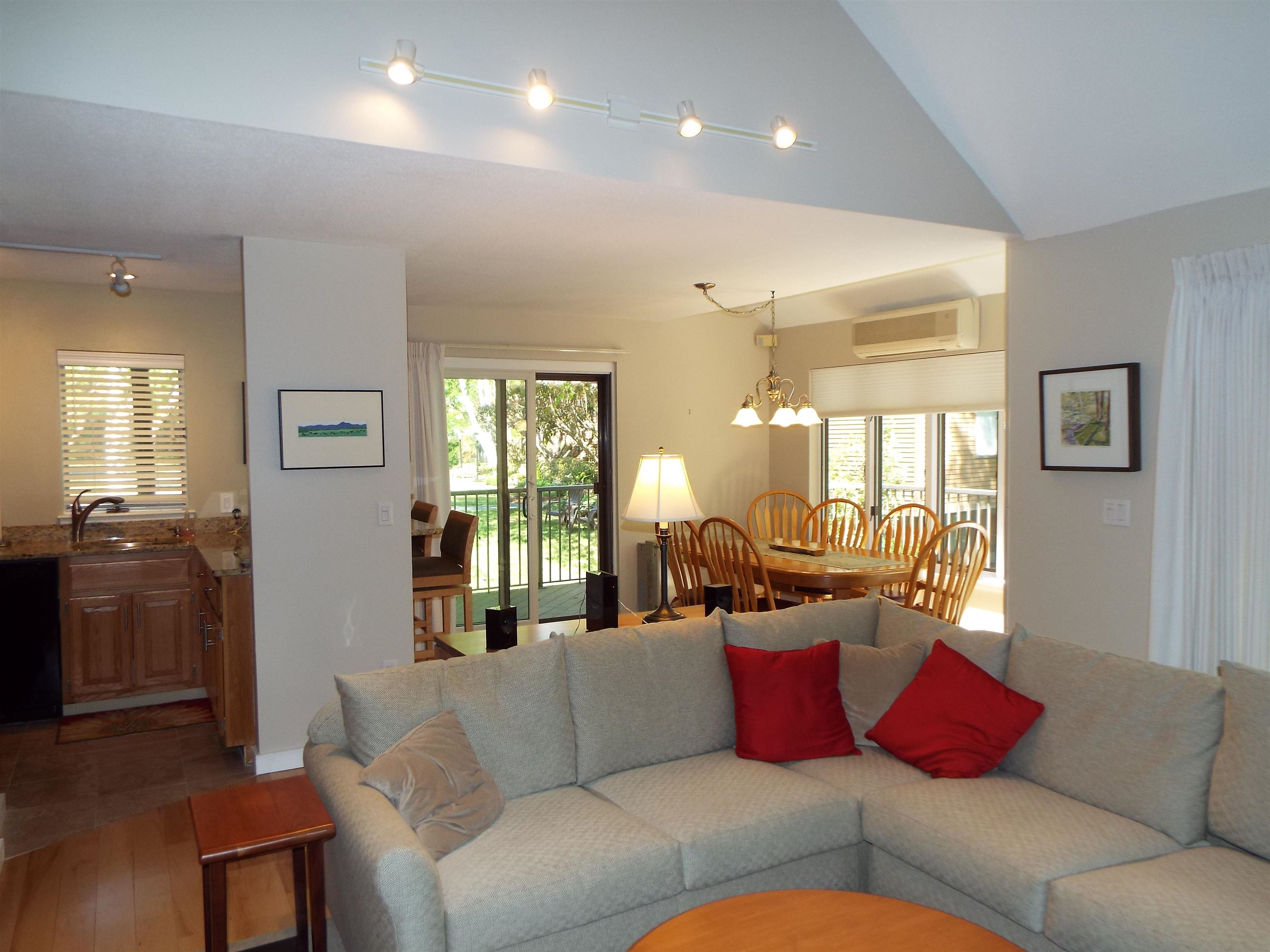 1140 Murphys Road Hartford, VT 05059 - Photo 14 of 31 Gallery Image 14
