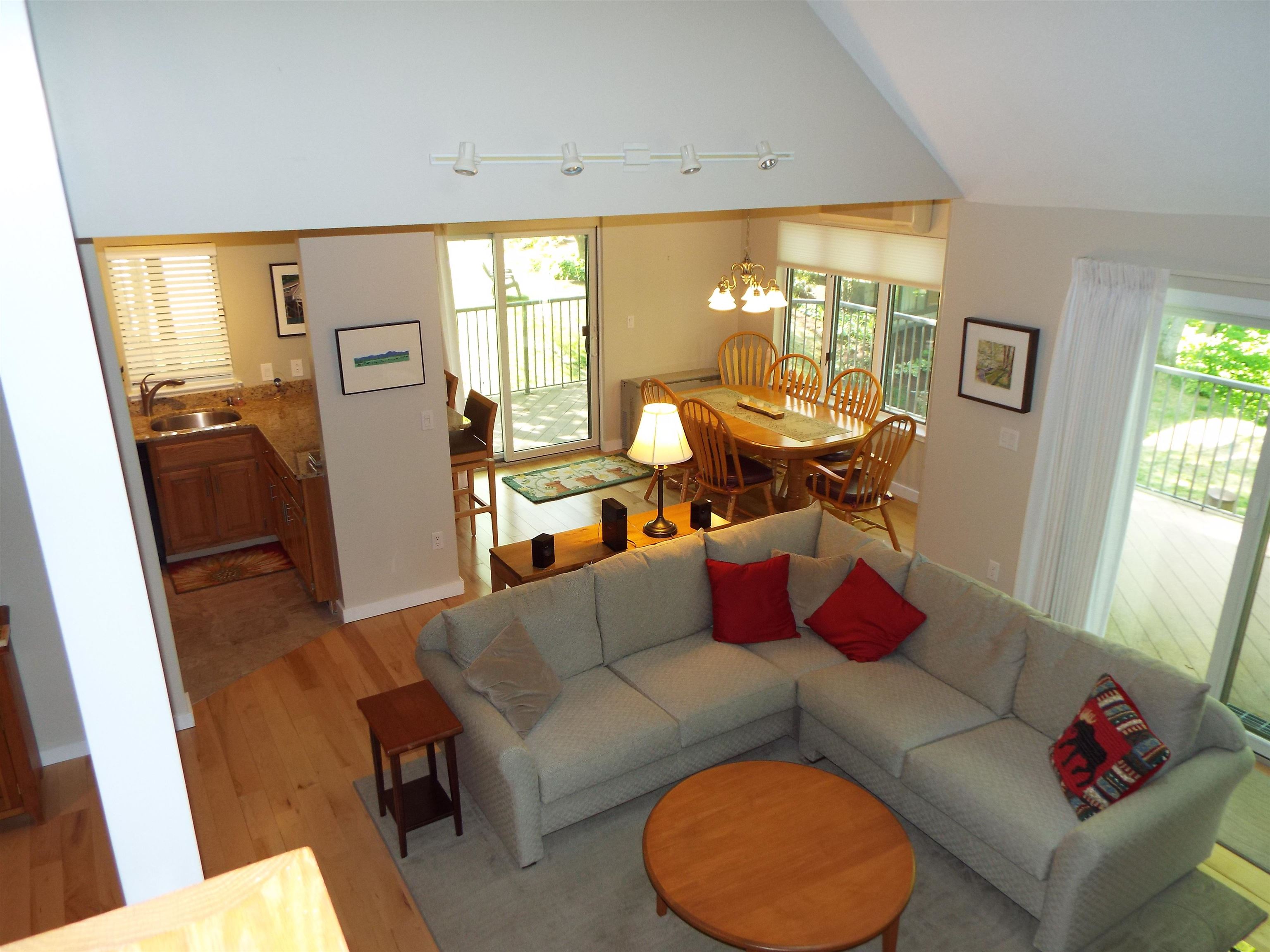 1140 Murphys Road Hartford, VT 05059 - Photo 17 of 31 Gallery Image 17