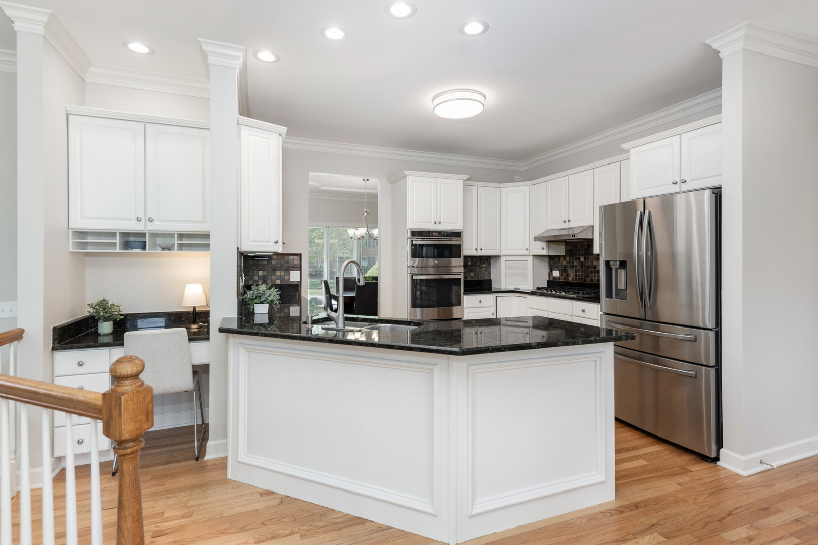 1407 Grommon Road Naperville, IL 60564 - Photo 8 of 49
