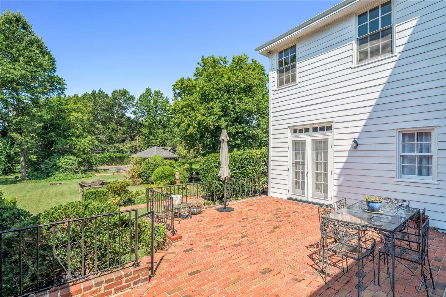 521 Cherry Road Memphis, TN 38117 - Photo 33 of 37 Gallery Image 33