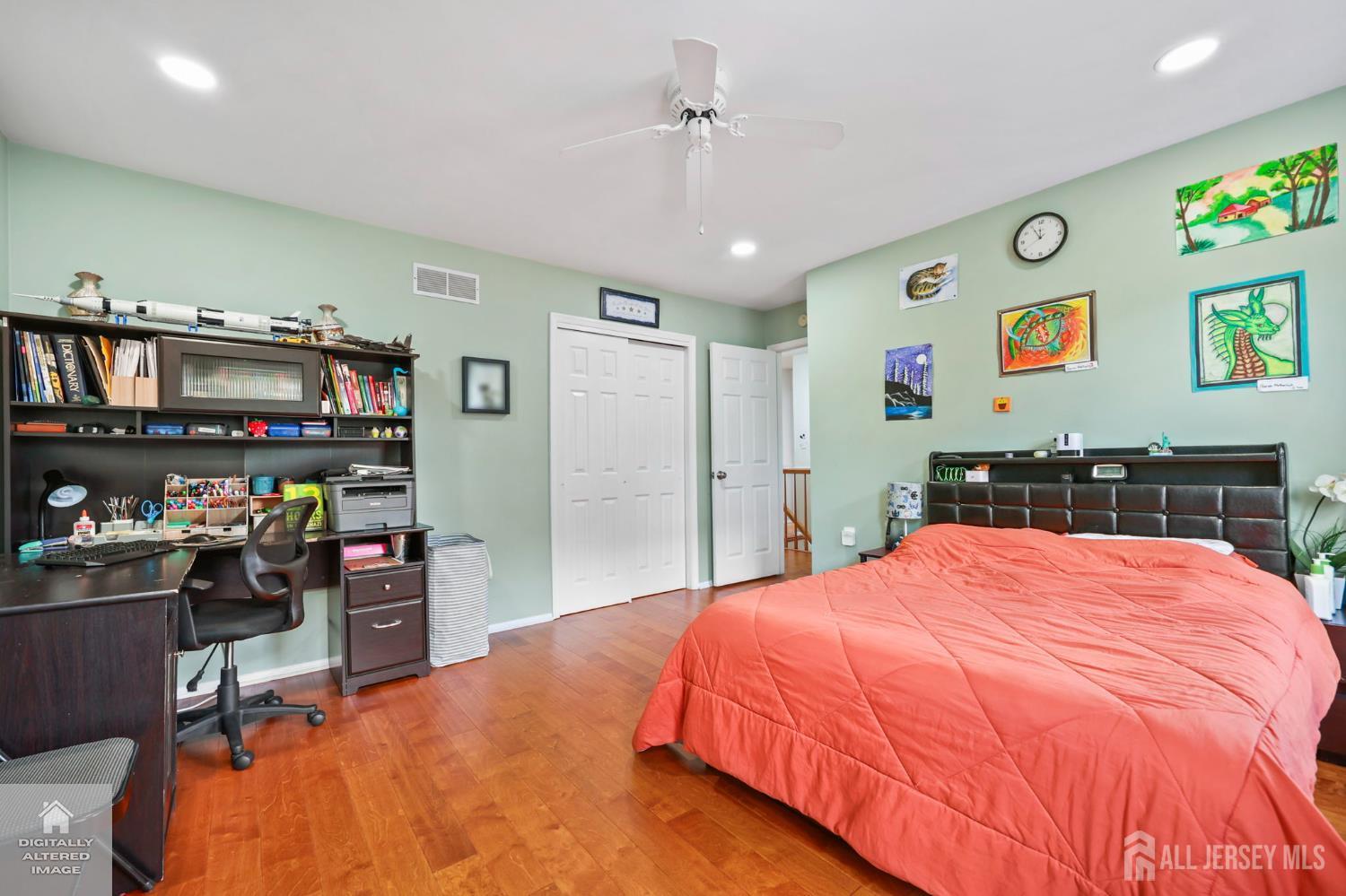 78 Henderson Road Kendall Park, NJ 08824 - Photo 23 of 40