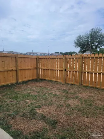 $2,000 | 3984 Pendragon Circle, Milton, FL 32583