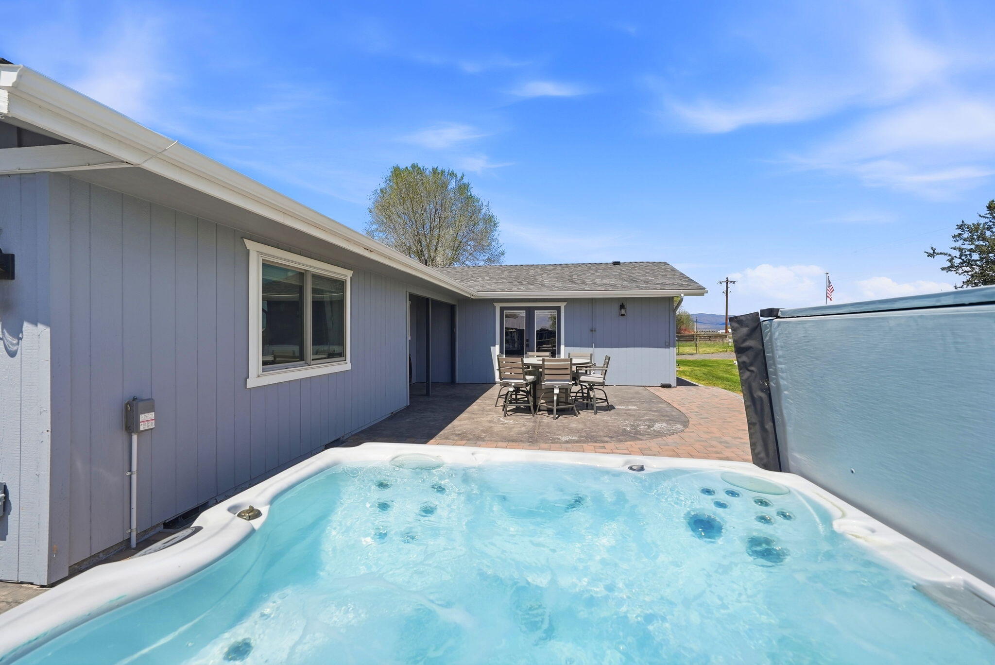 26345 Walker Road Bend, OR 97701 - Photo 54 of 98 52-web-or-mls-Riley_Visuals_084