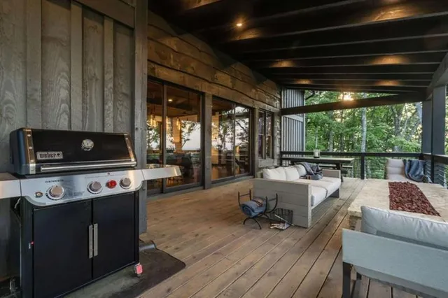 a view of entryway with stairs