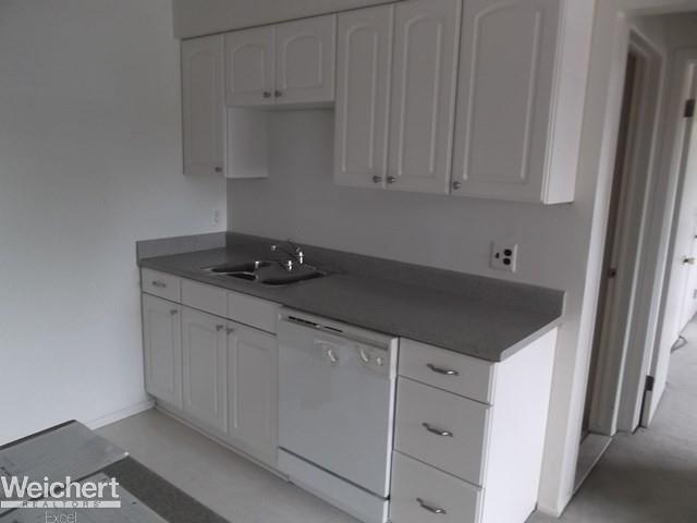 31260613-4.JPG