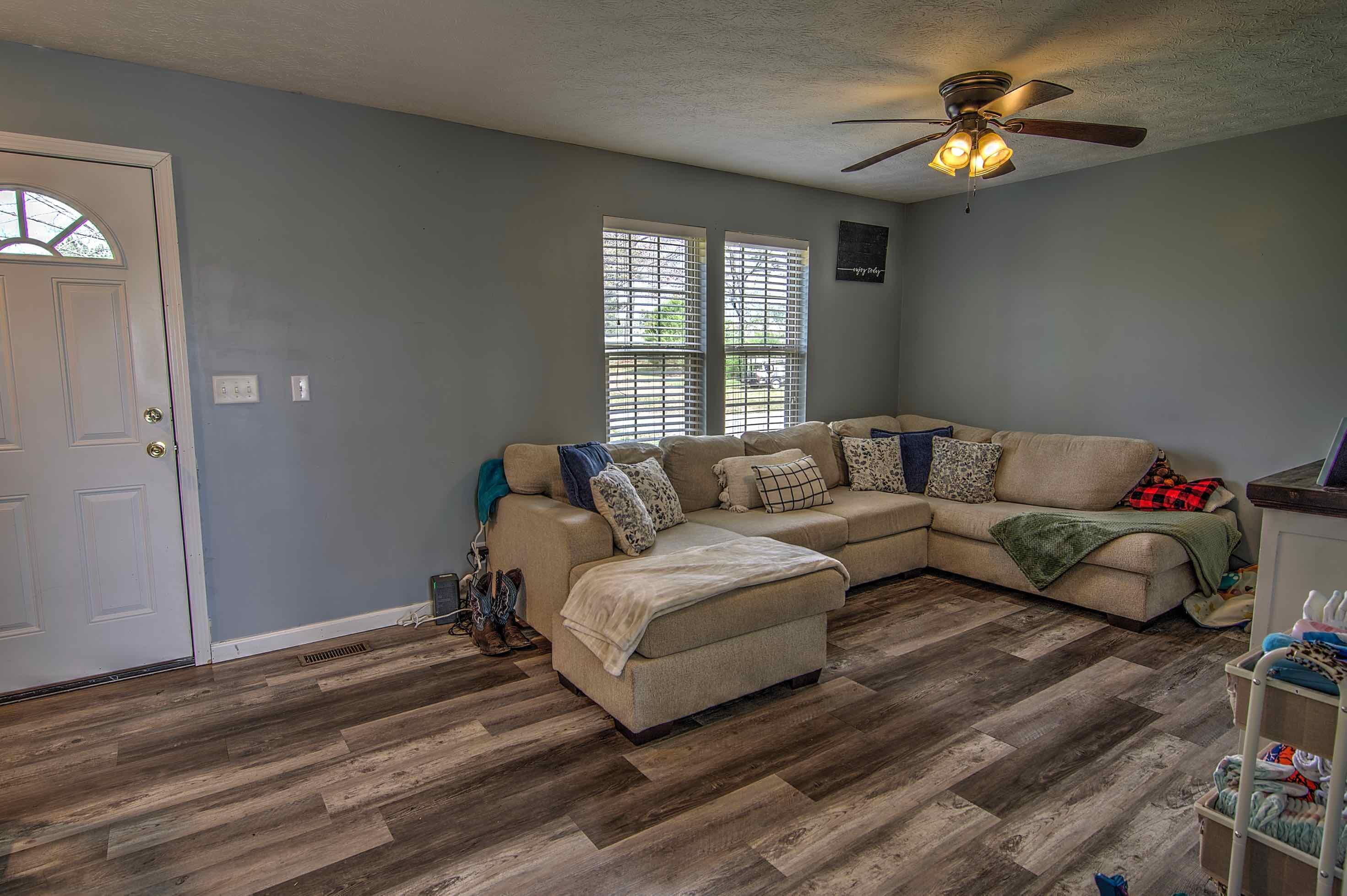 12966 Highway 75 Henagar, AL 35978 - Photo 5 of 44 Camera05