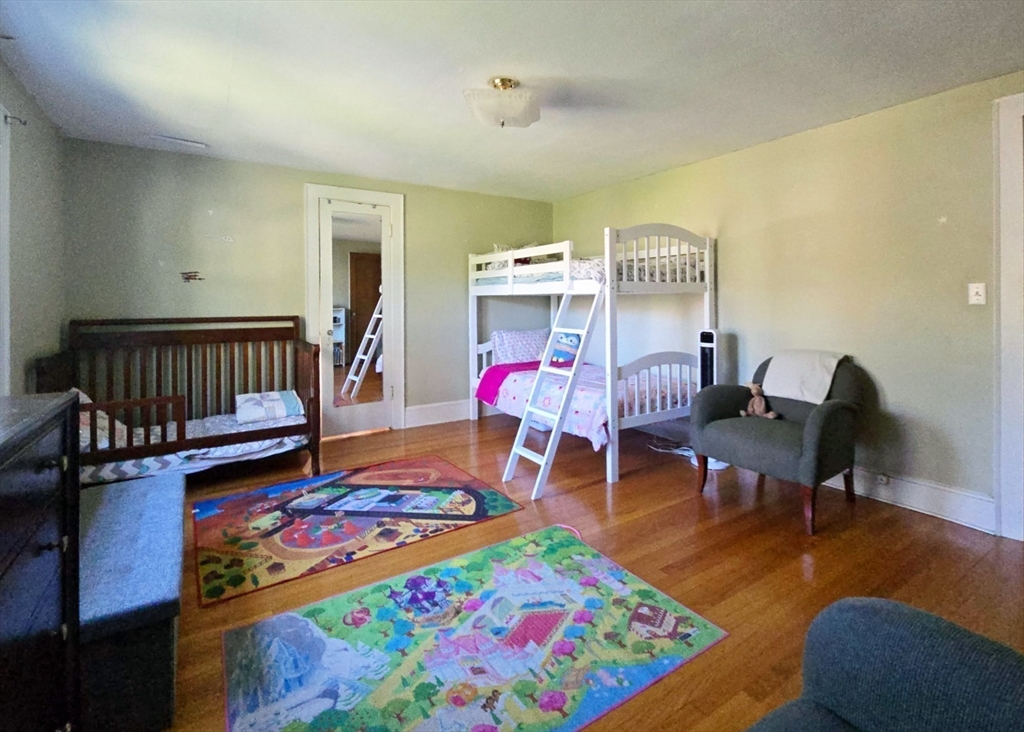 24 Bangor Street Springfield, MA 01118 - Photo 17 of 25 Gallery Image 17