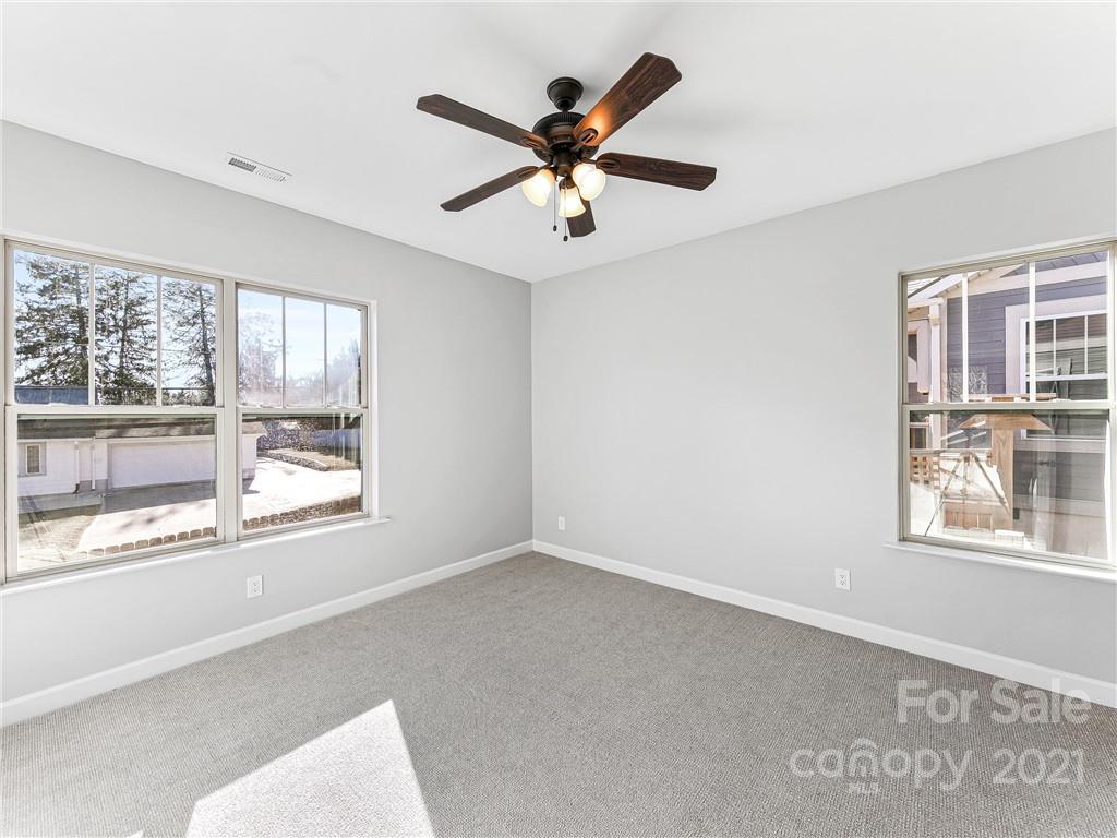 534 Fairview Road Asheville, NC 28803 - Photo 17 of 29 Gallery Image 17