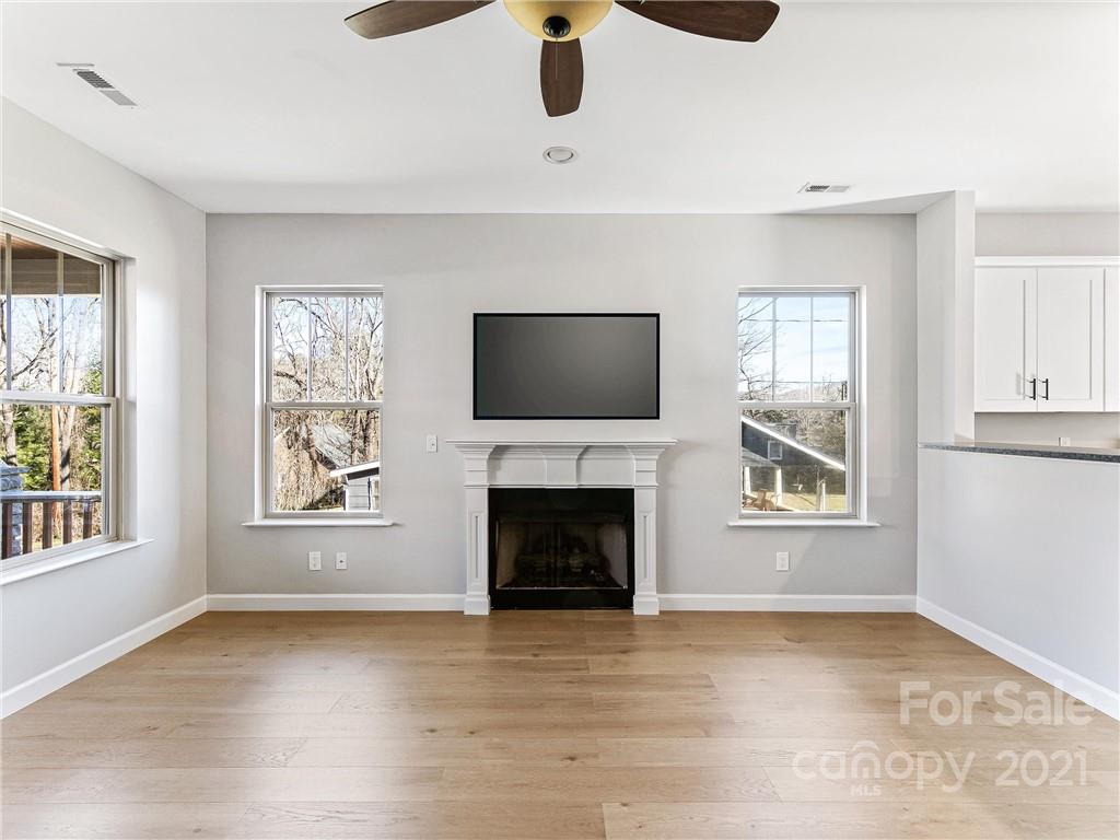 534 Fairview Road Asheville, NC 28803 - Photo 5 of 29 Gallery Image 5