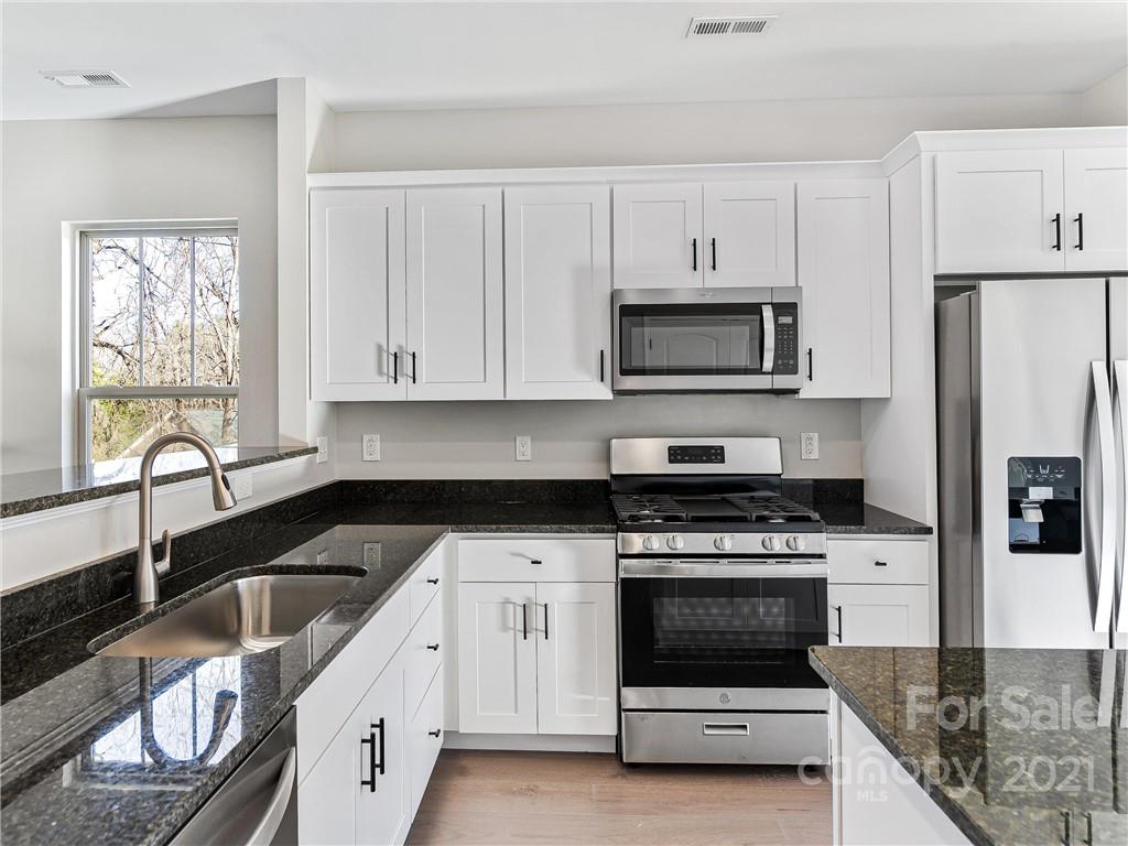 534 Fairview Road Asheville, NC 28803 - Photo 10 of 29 Gallery Image 10