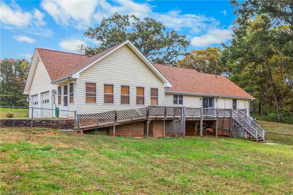 1320 Pratt Road Ararat, NC 27007 - Photo 37 of 44 Gallery Image 37