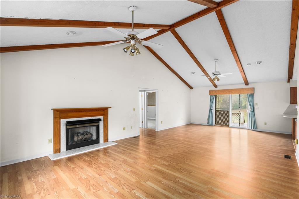 1320 Pratt Road Ararat, NC 27007 - Photo 4 of 44 Gallery Image 4