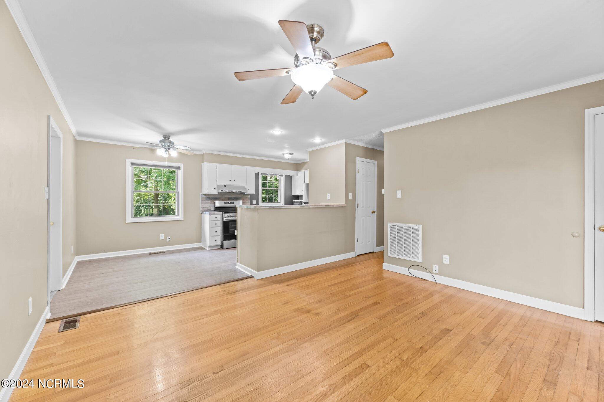 1045 Scott Town Road New Bern, NC 28560 - Photo 21 of 37 Gallery Image 21