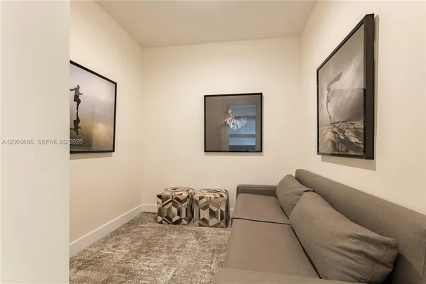 $5,000 | 2960 Northeast 207th Street, Unit 904, Aventura, FL 33180