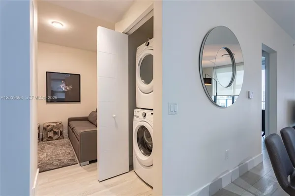 $5,000 | 2960 Northeast 207th Street, Unit 904, Aventura, FL 33180