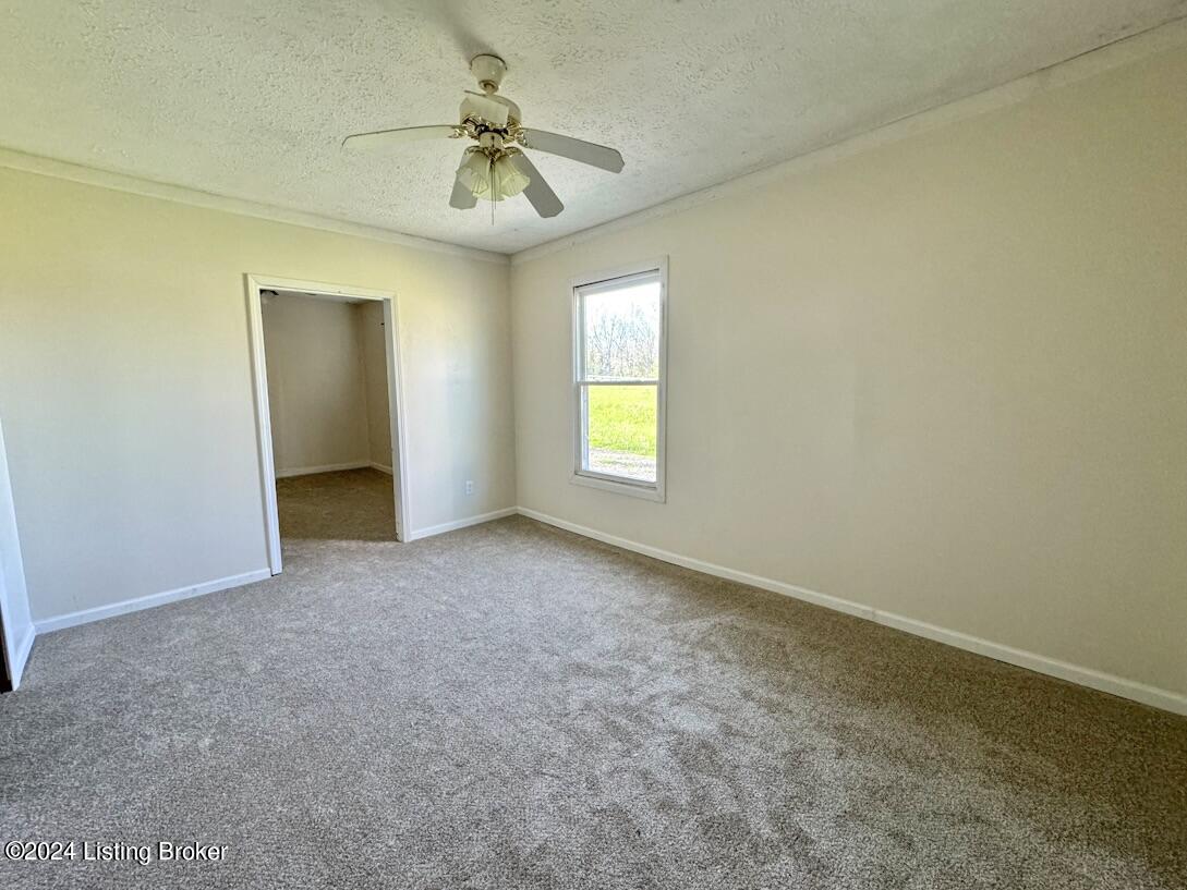 10800 Blue Lick Road Louisville, KY 40229 - Photo 17 of 40 15
