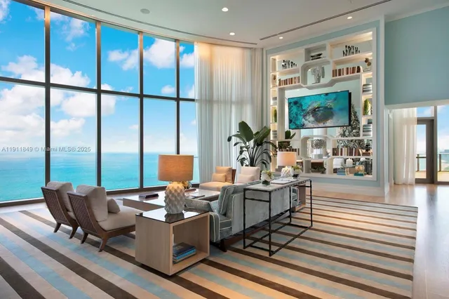 $13,900 | 15701 Collins Avenue, Unit 703, Sunny Isles Beach, FL 33160